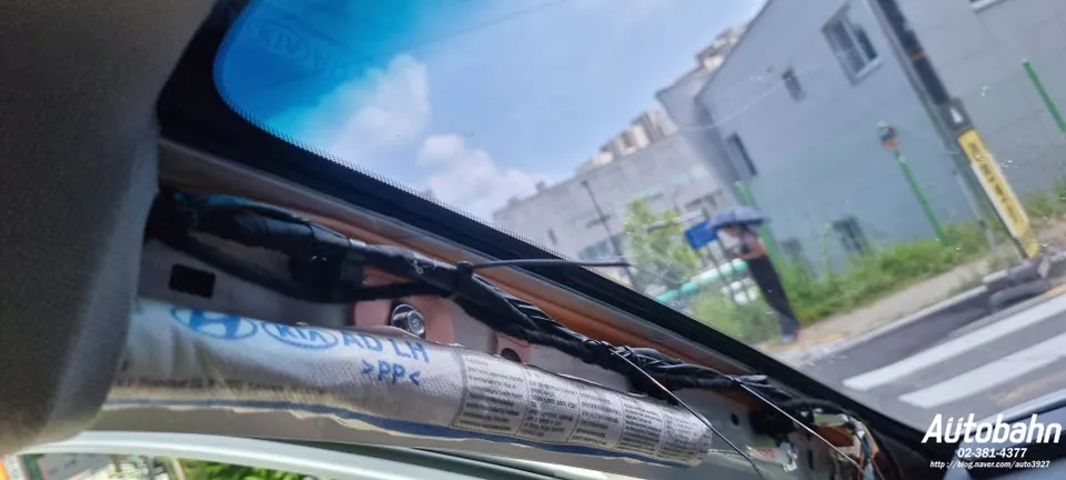 Hyundai Elantraのドラレコ取付事例|費用目安・仕上がり 施工写真 2-2