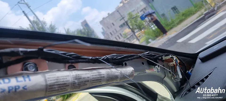 Hyundai Elantraのドラレコ取付事例|費用目安・仕上がり 施工写真 3-2