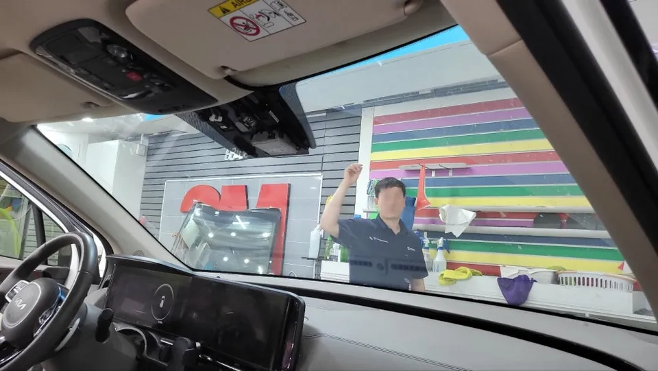 Kia Carnival カーフィルム施工事例｜費用目安・仕上がり 施工写真 2-1