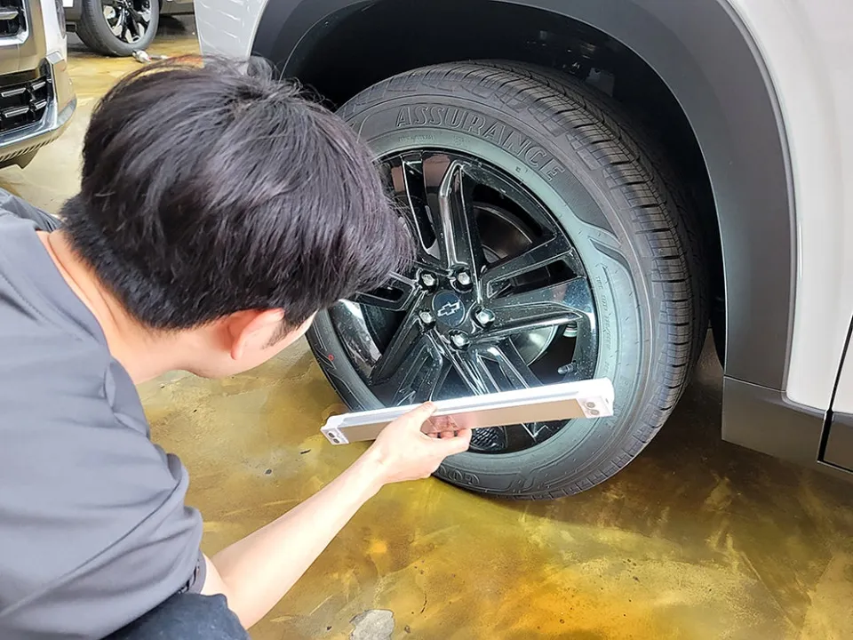 Chevrolet Traxのカーフィルム施工事例|費用目安・仕上がり 施工写真 3-1