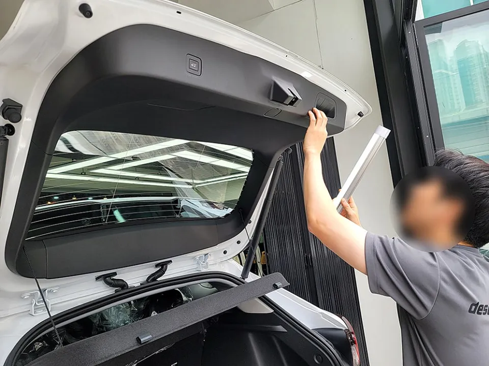 Chevrolet Traxのカーフィルム施工事例|費用目安・仕上がり 施工写真 4-2