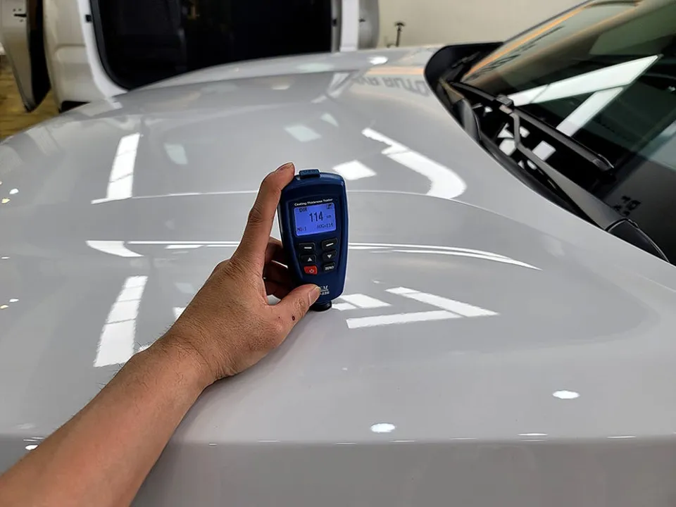 Chevrolet Traxのカーフィルム施工事例|費用目安・仕上がり 施工写真 1-3