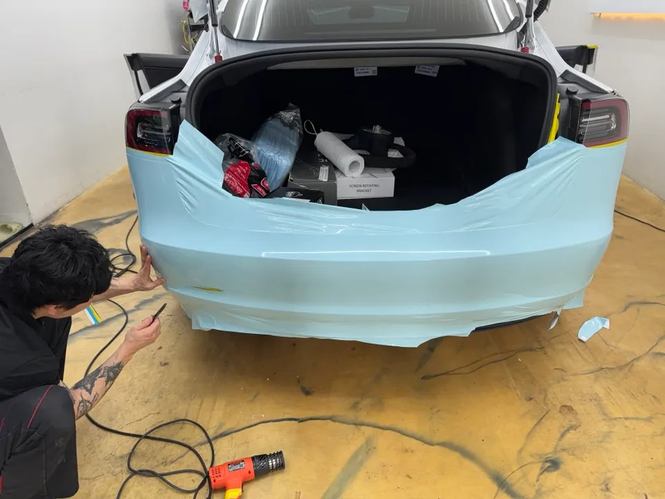 Tesla Model 3 PPF施工事例｜費用目安と仕上がり 施工写真 1-2