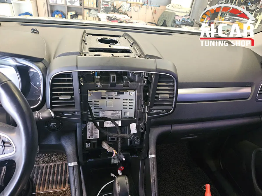 Renault QM6 Hazard Light Button Repair Review — Fixed! photo 2