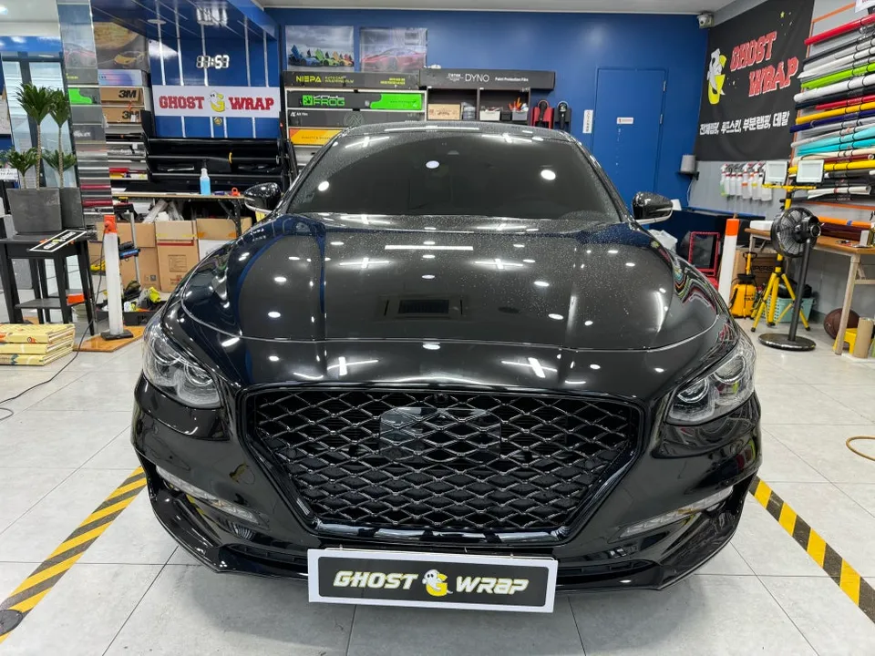 Hyundai Grandeur IGのカーラッピング事例|費用目安・仕上がり 施工写真 2-3