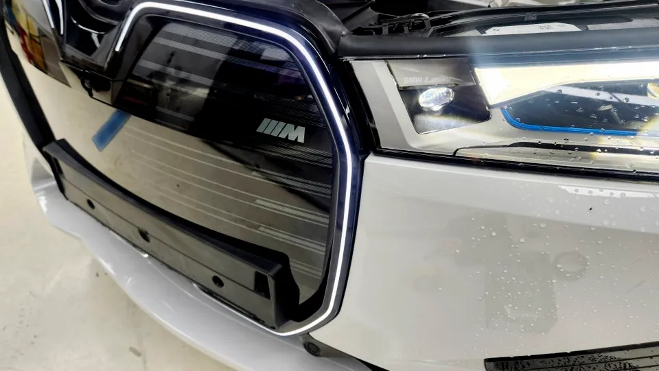 BMW iX ambient lighting - BMW iX Ambient Lighting Review — Cost & Results photo 9