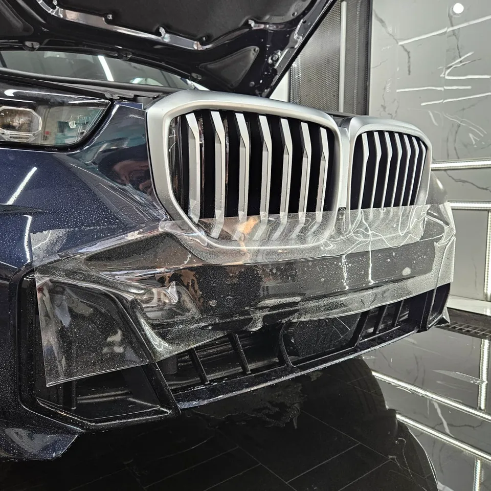 BMW X5のPPF施工事例｜費用目安と仕上がり 施工写真 1-3