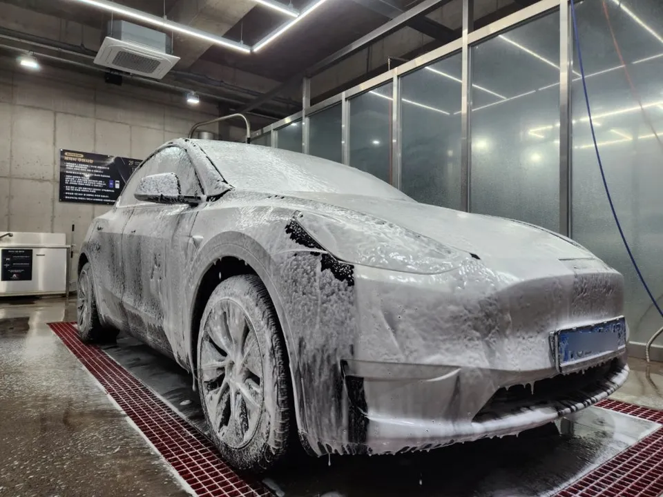 Tesla Model YのPPF施工事例|費用目安・仕上がり 施工写真 2-2