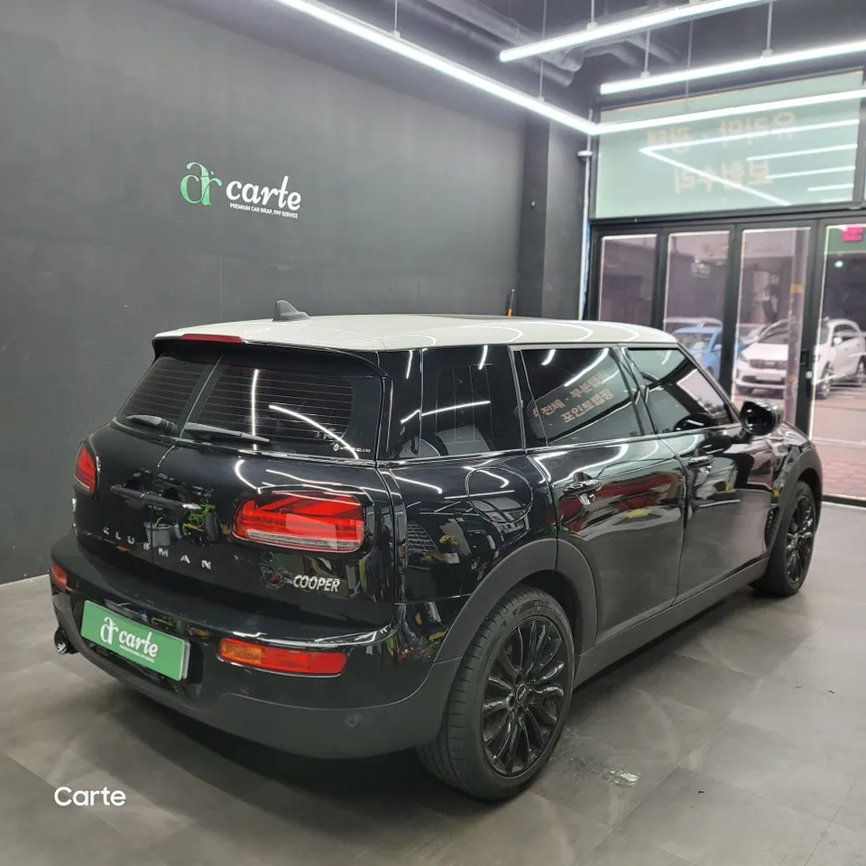 MINI Clubmanのカーラッピング事例|費用目安・仕上がり 施工写真 1-1