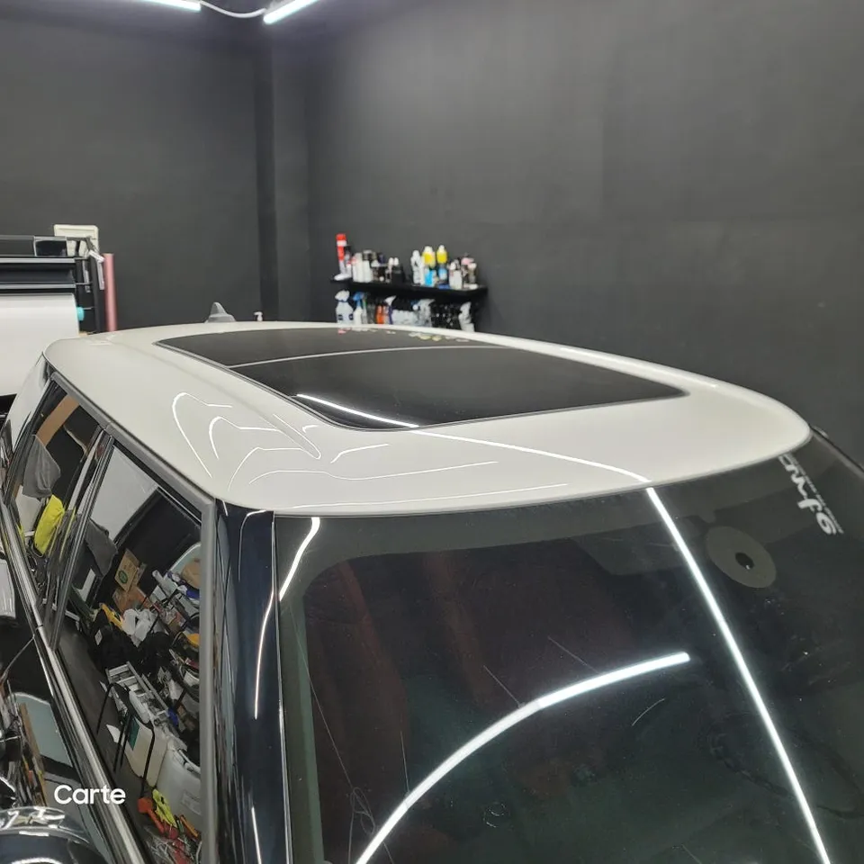 MINI Clubmanのカーラッピング事例|費用目安・仕上がり 施工写真 2-1