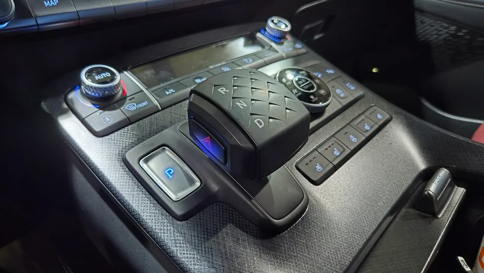 Hyundai Palisade steering wheel - Hyundai Palisade Steering Wheel Customization Review photo 5