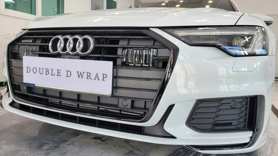 Audi A6のカーラッピング事例｜クロームパーツの黒色化 施工写真 1-3