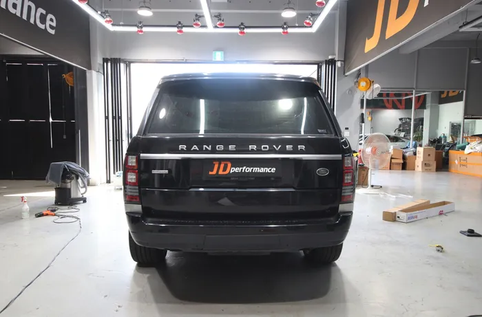 Land Rover Range Rover Vogue body kit - Land Rover Range Rover Vogue Body Kit Upgrade Review photo 3