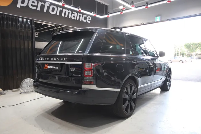 Land Rover Range Rover Vogue body kit - Land Rover Range Rover Vogue Body Kit Upgrade Review photo 4