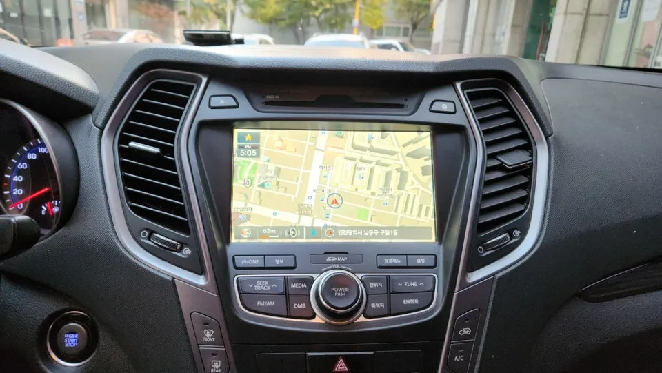Hyundai Santa Fe oem options installation result