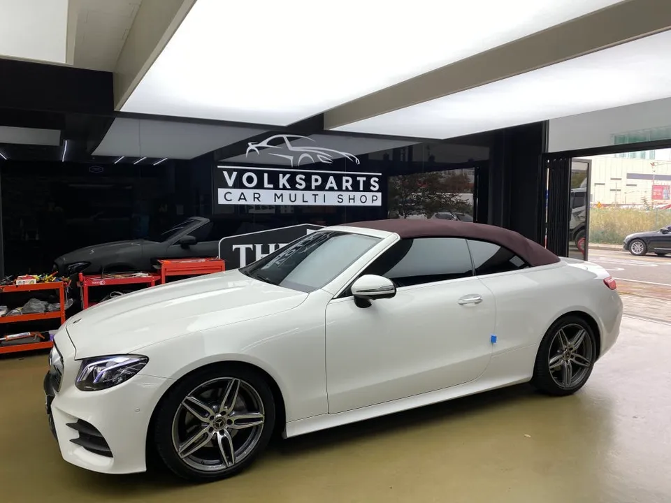 Mercedes-Benz E-Class W213 ambient lighting review