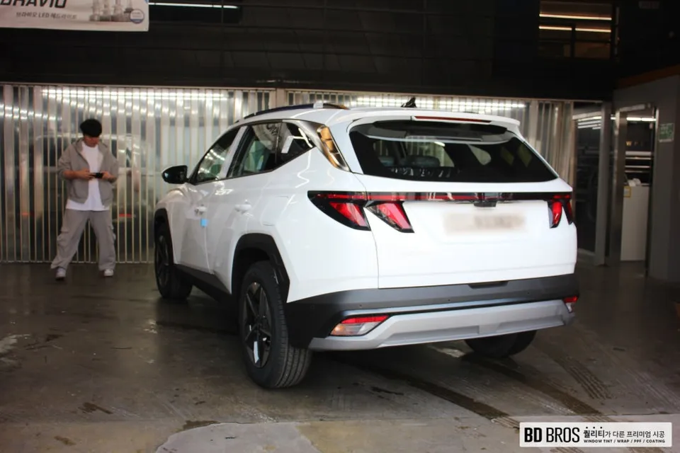 Tesla Model 3 Tint: Beat Summer Heat with Window Film — photo 4
