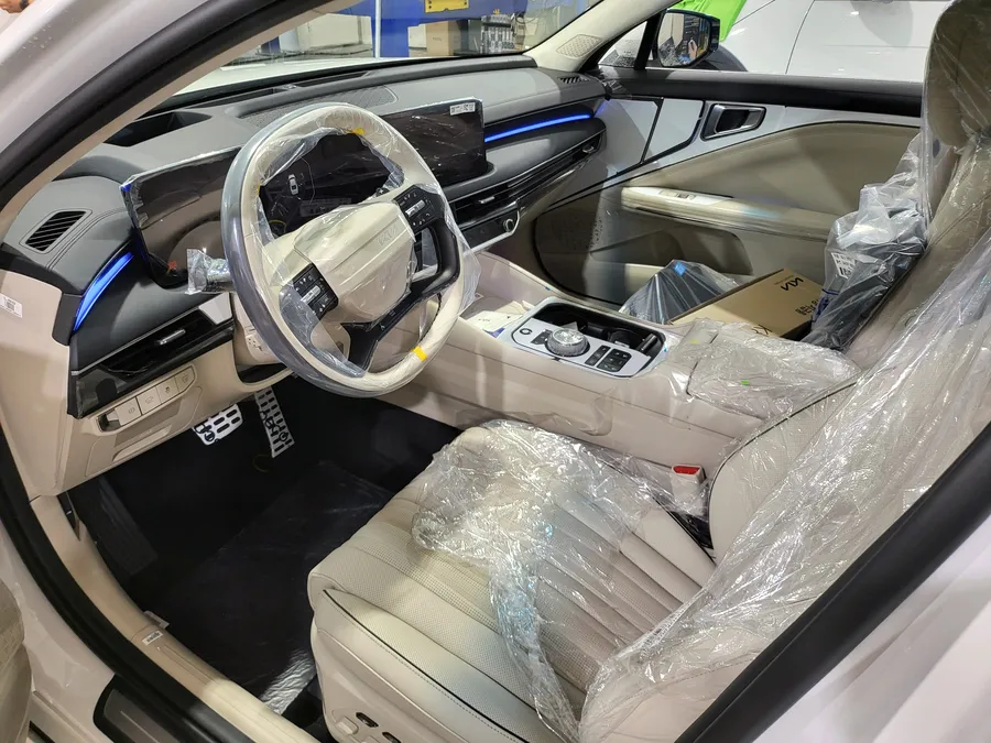 Kia K8のカーフィルム施工事例|費用目安・仕上がり 施工写真 3-1