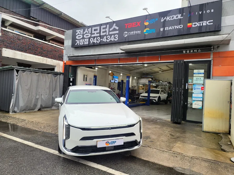 Kia K8のカーフィルム施工事例|費用目安・仕上がり 施工写真 3-3