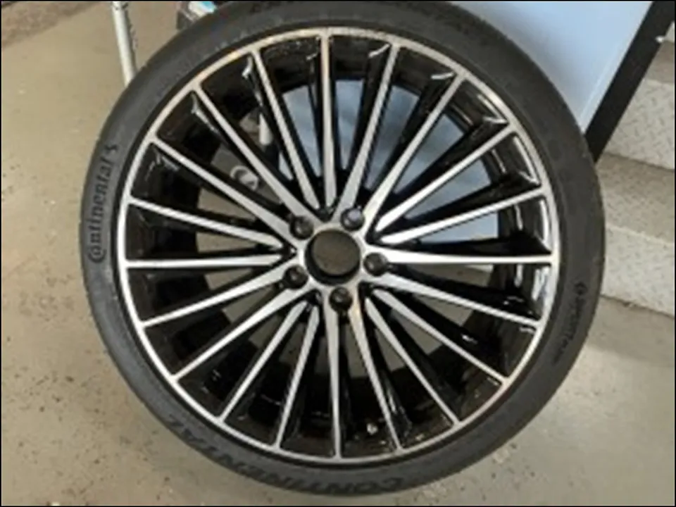 Mercedes-Benz CLS 450 C257 wheel repair - Mercedes-Benz CLS 450 Wheel Repair & Refinishing — Diamond Cut Restoration photo 3
