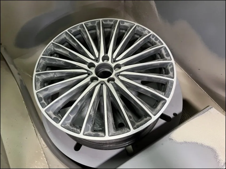 Mercedes-Benz CLS 450 C257 wheel repair - Mercedes-Benz CLS 450 Wheel Repair & Refinishing — Diamond Cut Restoration photo 6