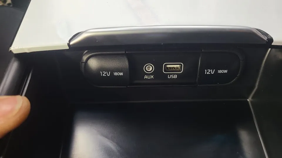 Kia K7 interior customization - Kia K7 Interior Customization Review — Cost & Results photo 4