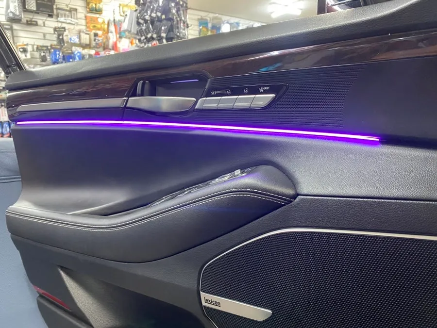 Genesis EQ900 ambient lighting - Genesis EQ900 Ambient Lighting Review - Enhanced Mood photo 3