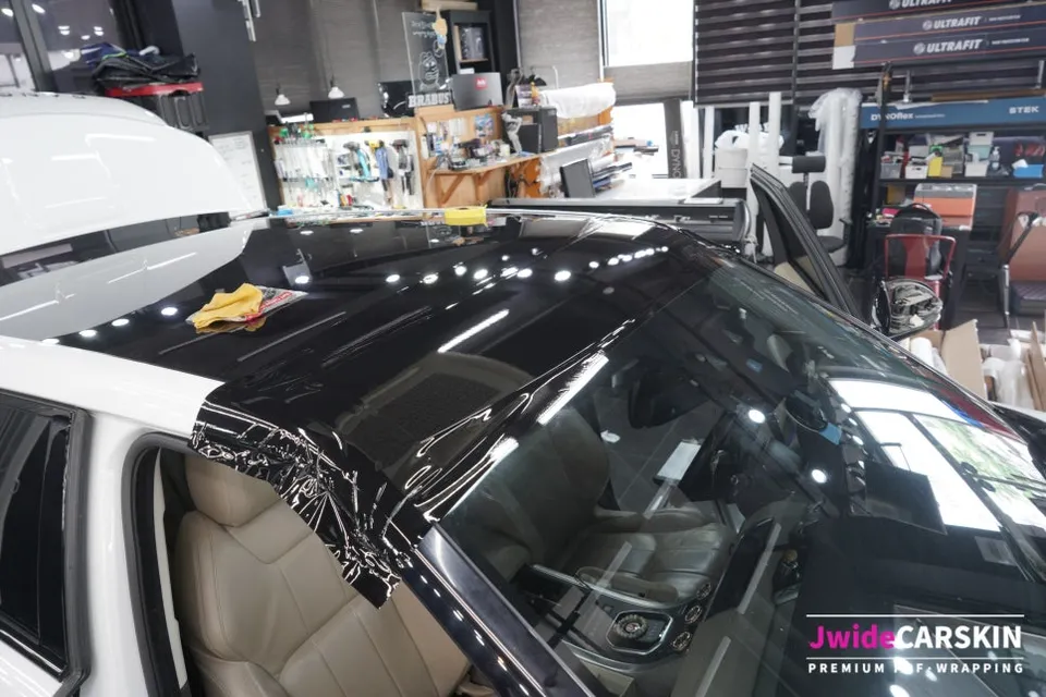 Land Rover Range Rover Evoque vinyl wrap - Land Rover Range Rover Evoque Vinyl Wrap Review — Enhanced Luxury photo 4