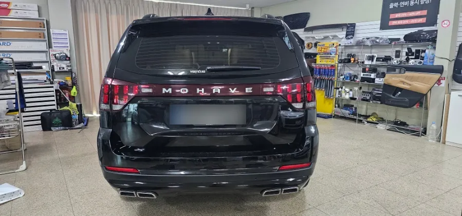 Kia Mohave The Masterのカーラッピング事例｜費用目安・仕上がり 施工写真 2-2