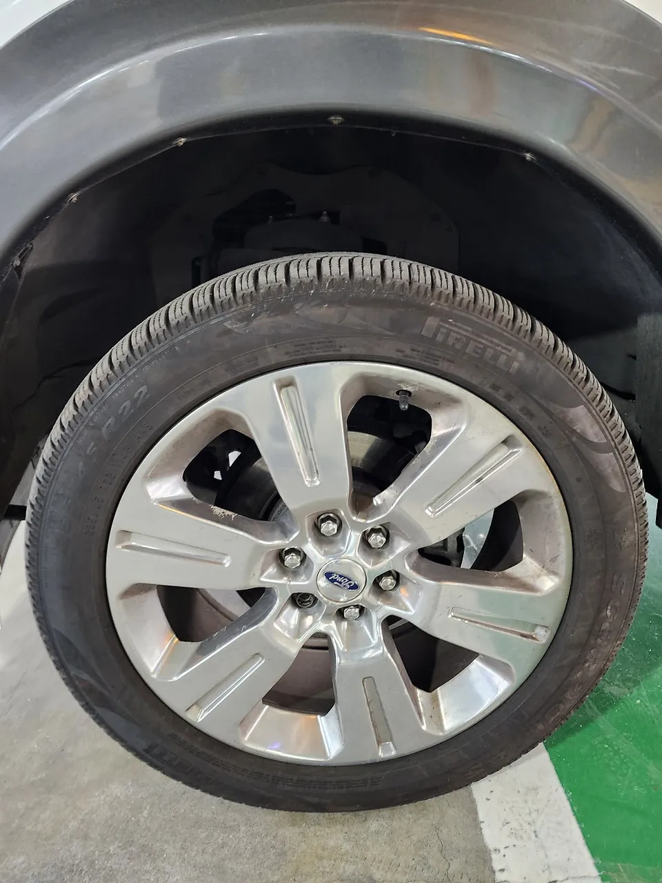 Kia Carnival other - Kia Carnival Car Service Review — Enhanced Performance & Safety photo 3