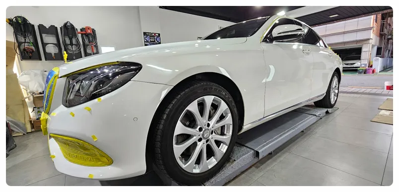 Mercedes-Benz E-Classのガラスコーティング事例|費用目安・仕上がり 施工写真 2-2