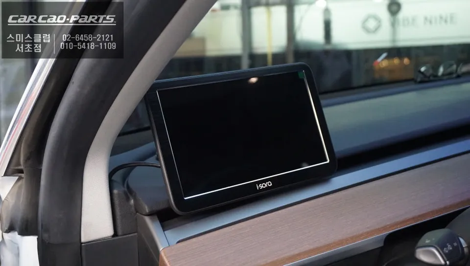 Tesla Model 3 around view - Tesla Model 3 Around View Monitor Review — Enhanced Parking Safet photo 4