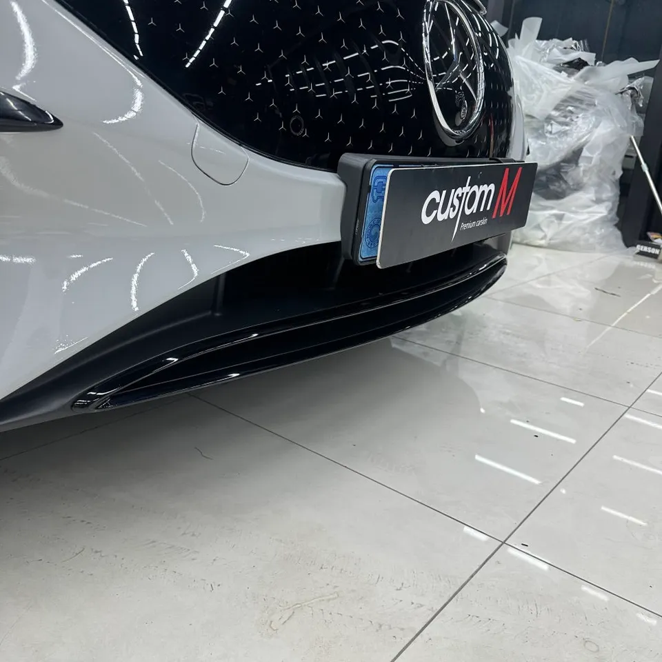 Mercedes-Benz EQEのカーラッピング事例|費用目安・仕上がり 施工写真 3-3