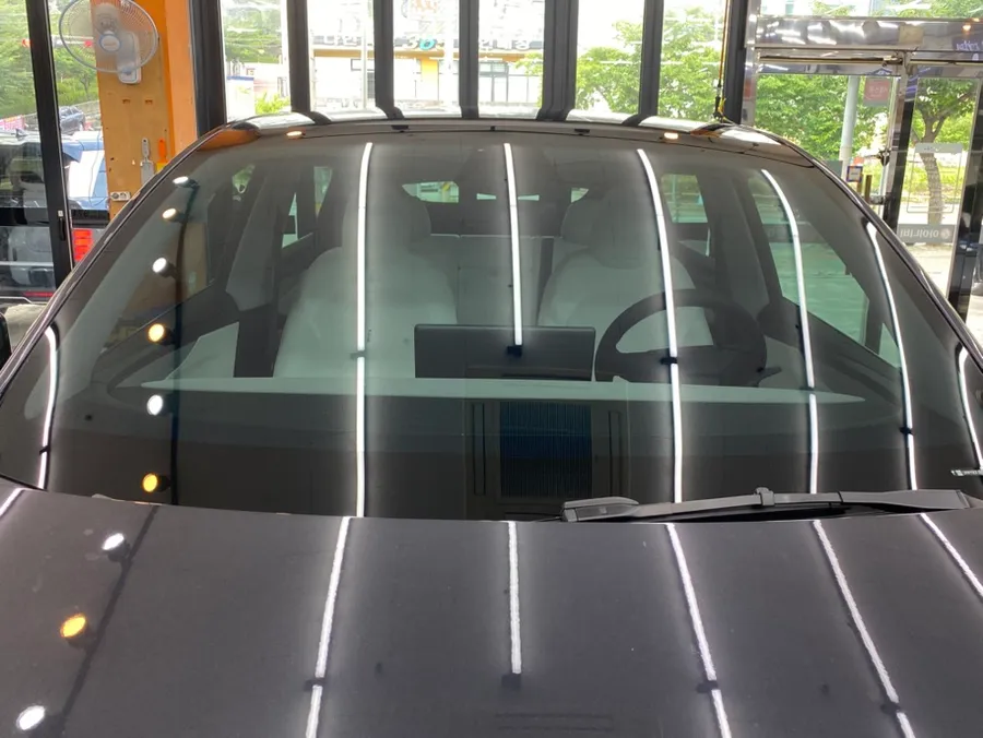 Tesla Model Yのカーフィルム施工事例｜費用目安・仕上がり 施工写真 3-2