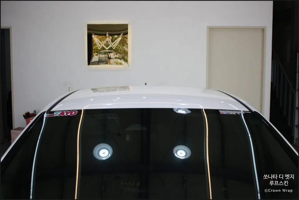 Hyundaiのカーラッピング事例 施工写真 1-2