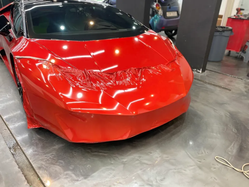 ランボルギーニ ウラカン カーラッピング事例|費用目安・仕上がり 施工写真 3-2