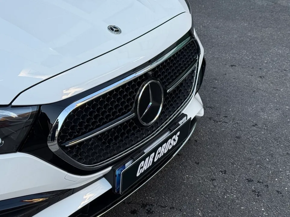 Mercedes-Benz E200 PPF施工事例：費用目安と仕上がり 施工写真 3-2