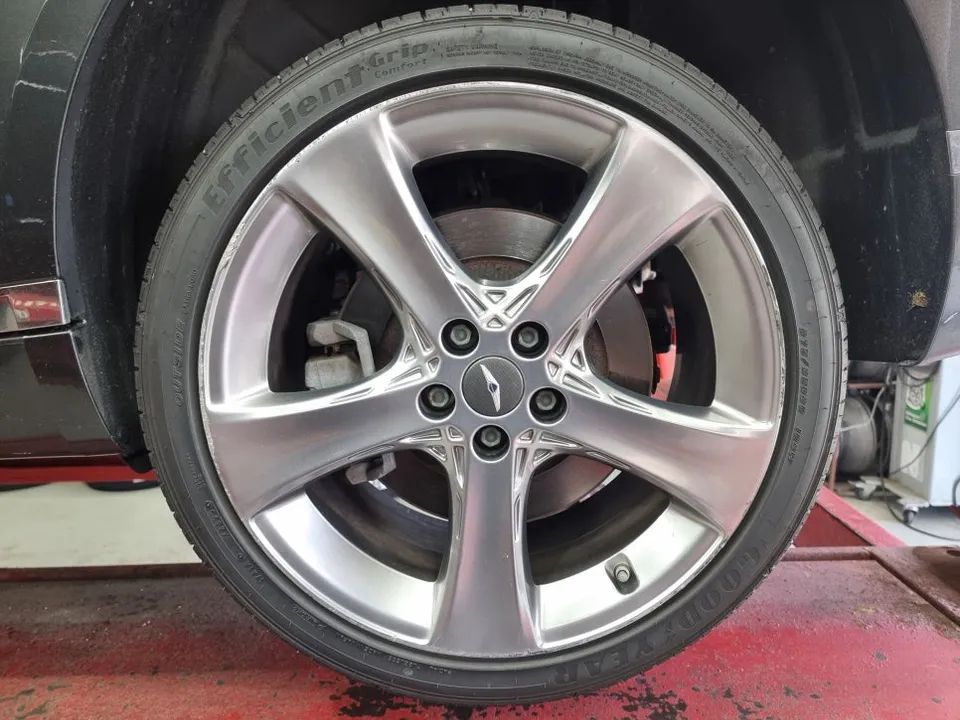 Genesis G80 car accessories - Genesis G80 Car Accessories Installation Review — Cost photo 5