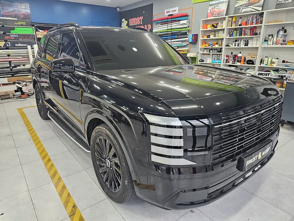 Hyundai Palisadeのカーラッピング事例|費用目安・仕上がり 施工写真 2-3