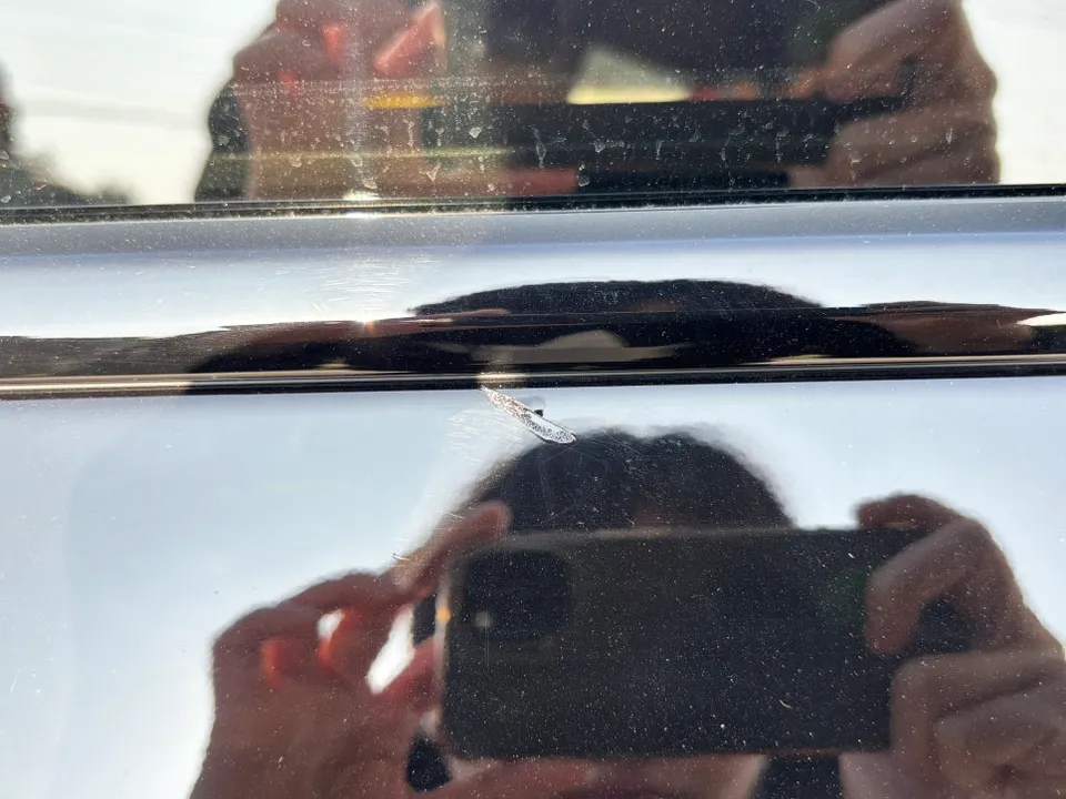 BMW i5 vinyl wrap - BMW i5 Vinyl Wrap Review: Cost & Installation photo 3
