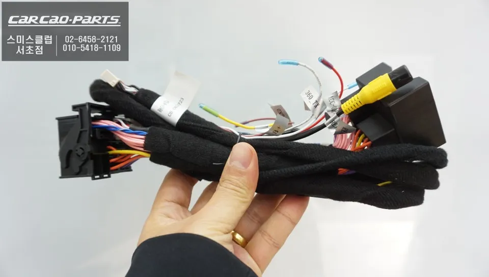 Mercedes-Benz E300 W212 android head unit - Mercedes-Benz E300 W212 Carplay Module Installation Review photo 4
