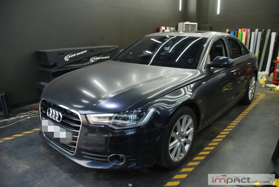 Audi A6のカーラッピング事例|費用目安・仕上がり 施工写真 1-1