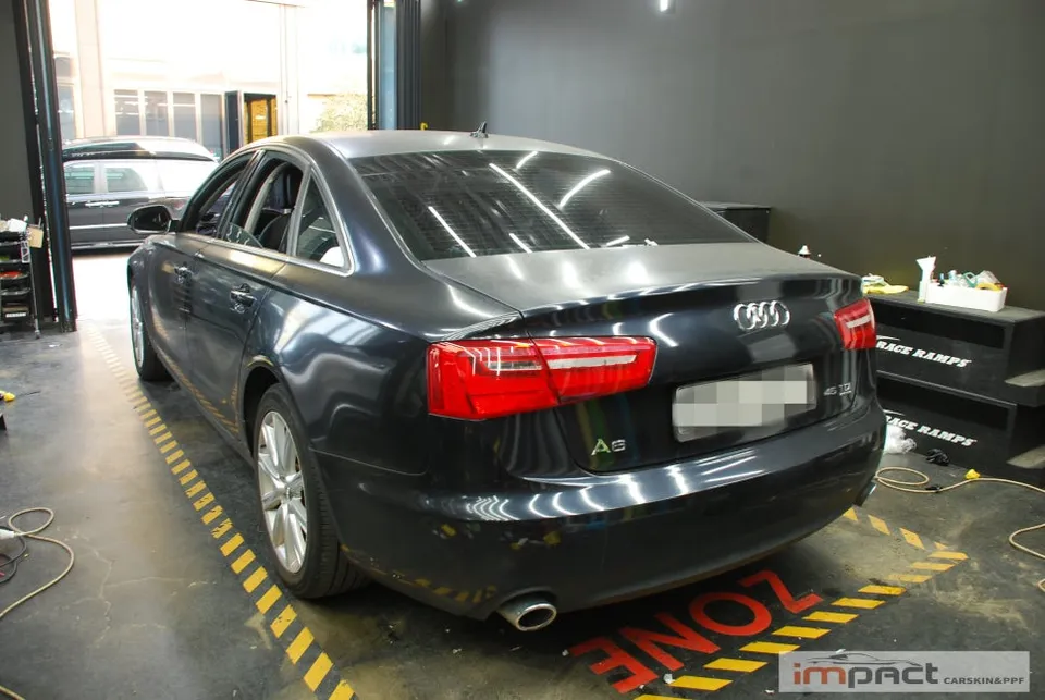 Audi A6のカーラッピング事例|費用目安・仕上がり 施工写真 2-1
