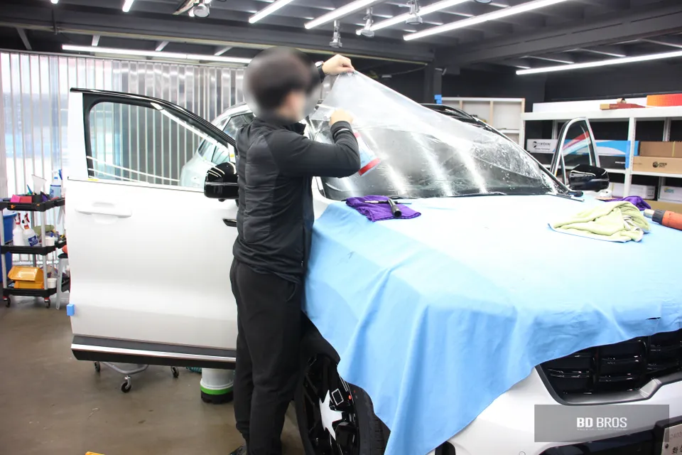 Kia Sorentoのカーフィルム施工事例｜費用目安・仕上がり 施工写真 3
