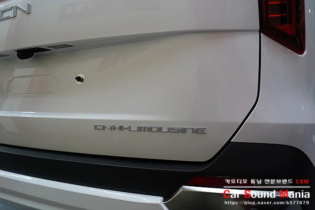 Kia Carnival Hi-Limousine car audio - Kia Carnival Hi-Limousine Audio Upgrade Review photo 3