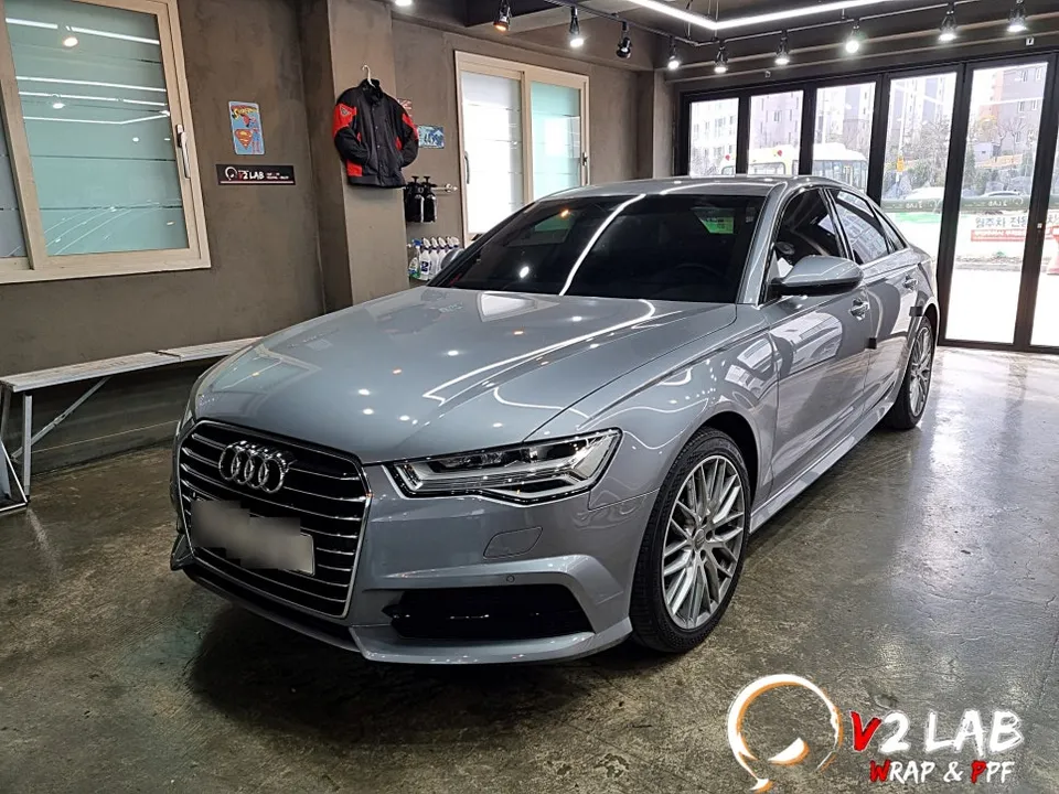 Audi A6のカーラッピング事例|費用目安・仕上がり 施工写真 1-1