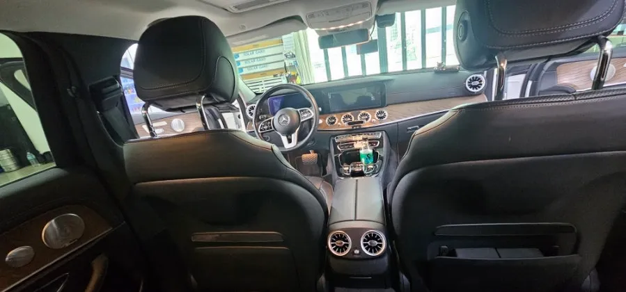 Mercedes-Benz E-Class W213 ambient lighting - Mercedes-Benz E-Class W213 Ambient Lighting Review photo 3