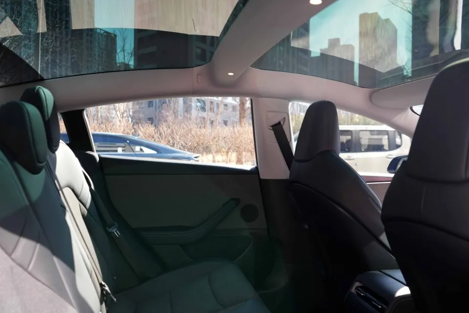 Tesla Model 3 window tinting - Tesla Model 3 Window Tinting Review: Half vs. Full Install photo 5