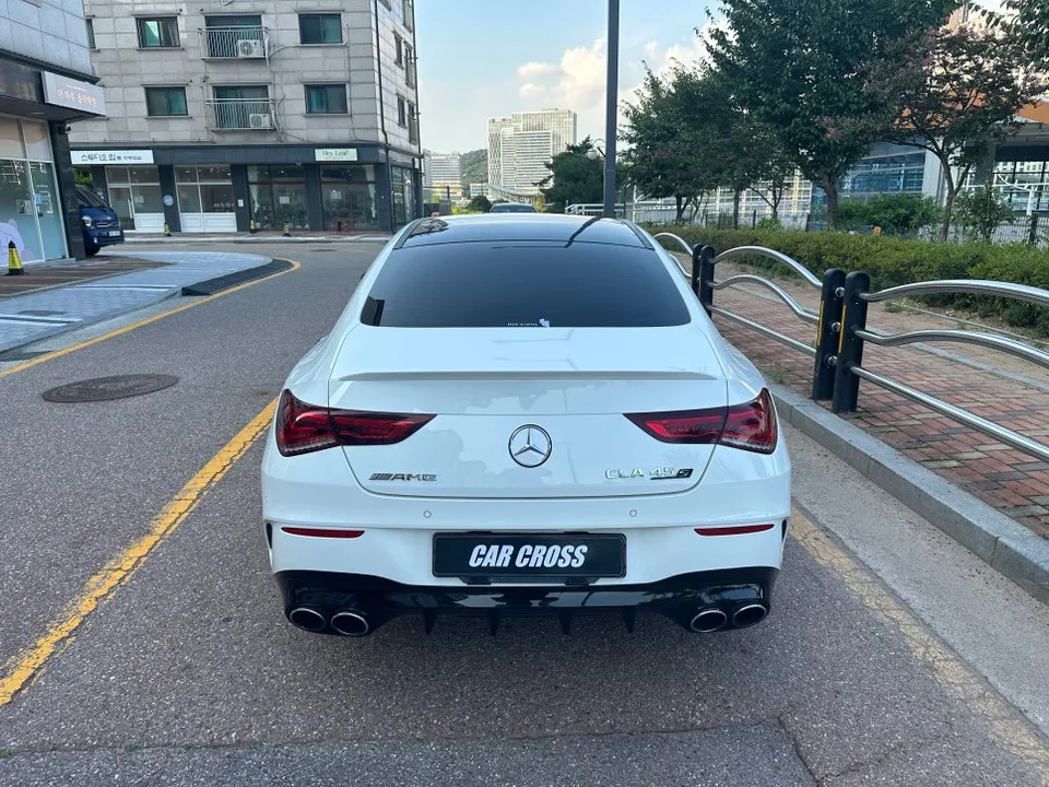 Mercedes-Benz CLAのカーラッピング事例｜費用目安・仕上がり 施工写真 1-2