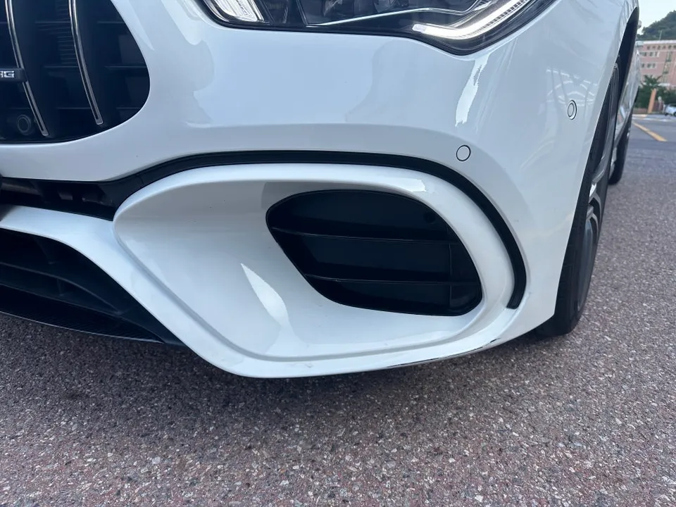 Mercedes-Benz CLAのカーラッピング事例｜費用目安・仕上がり 施工写真 2-2